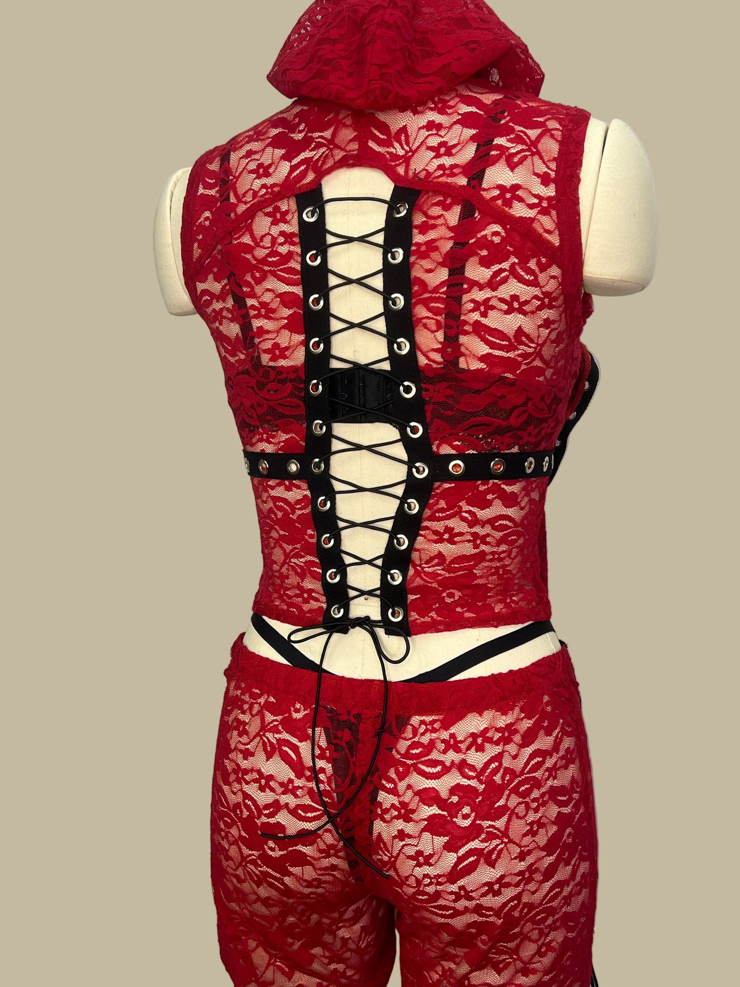 RENTAL: TEKKI SET - RED (SIZE M)