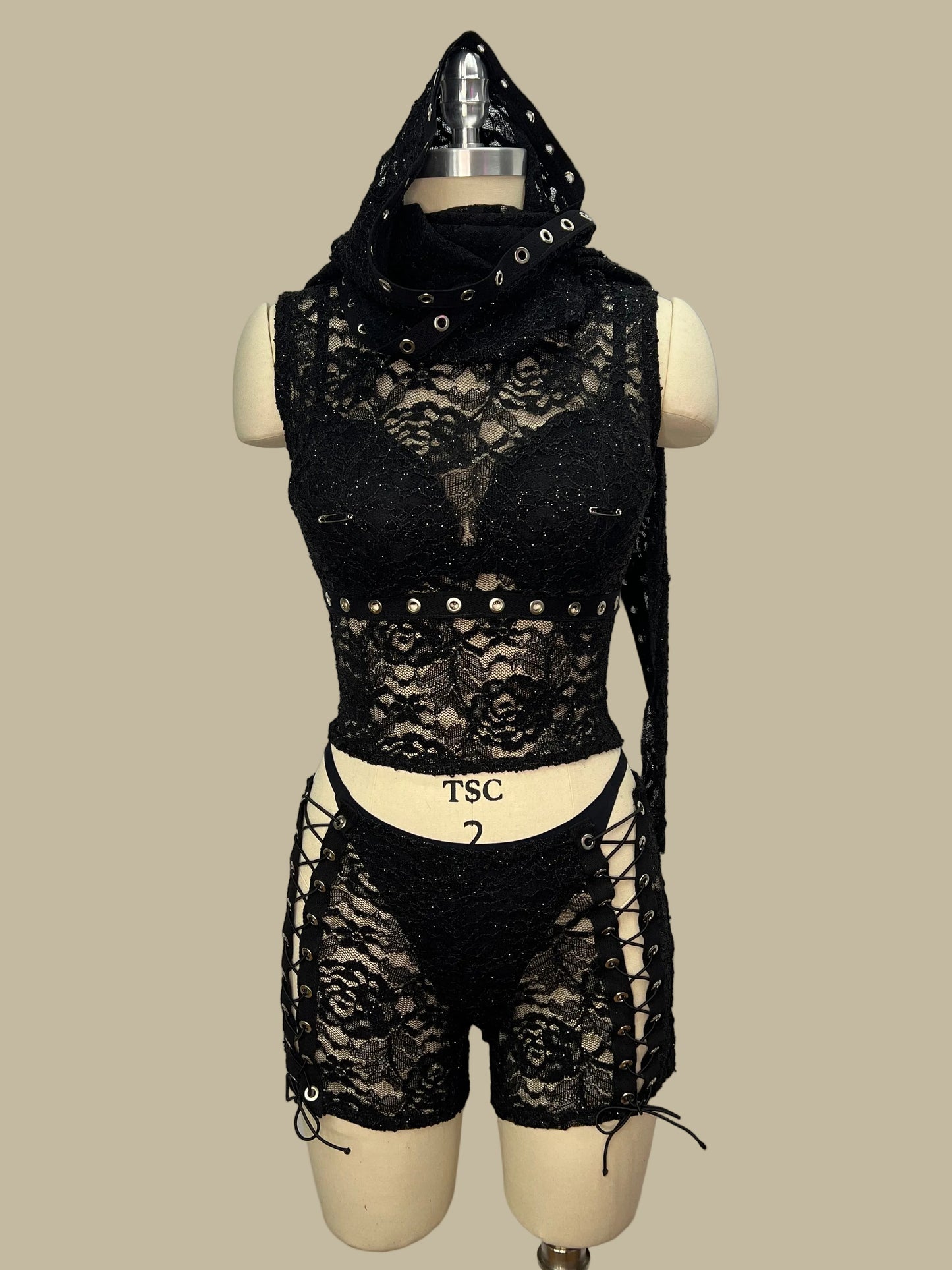 RENTAL: TEKKI SET - SPARKLY BLACK (SIZE XS/S)
