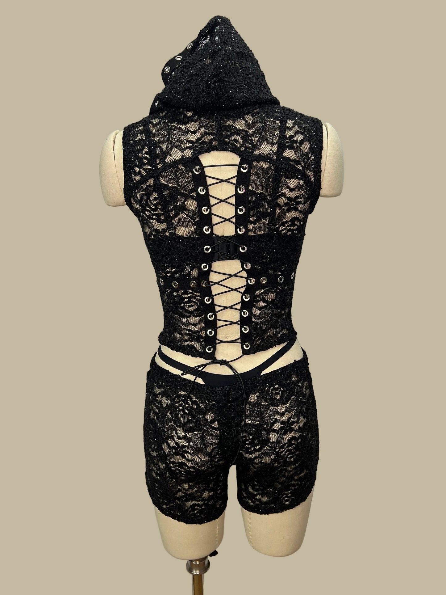 RENTAL: TEKKI SET - SPARKLY BLACK (SIZE XS/S)